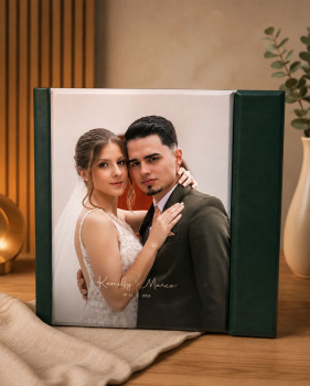 Linha Stylus- Capa Imã